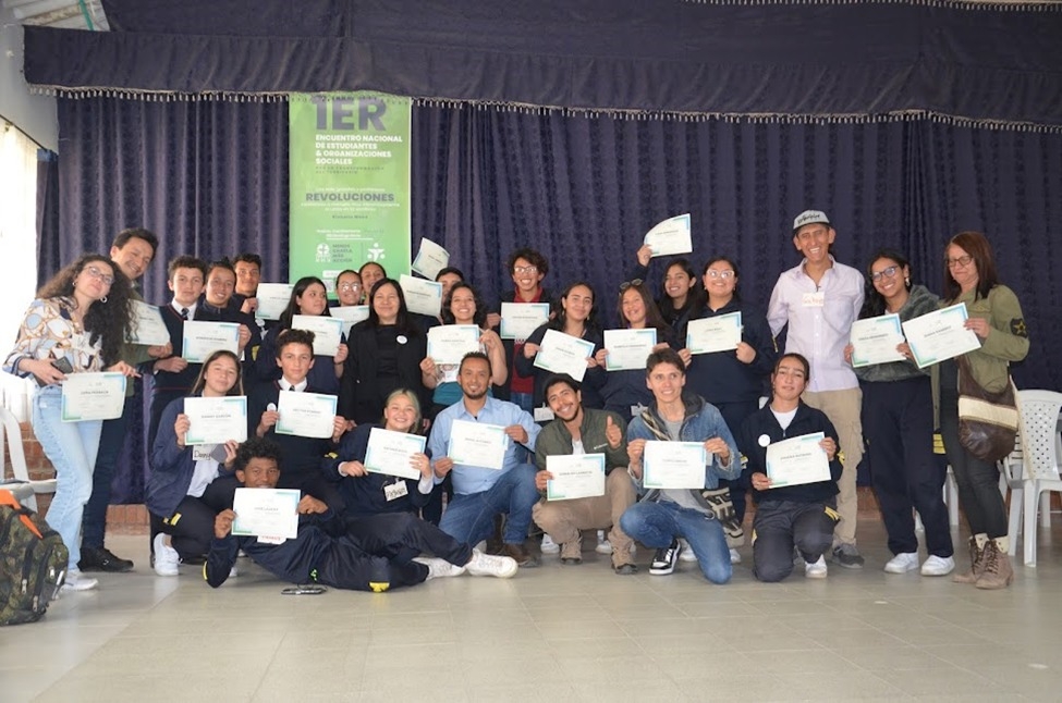 main image with people with their certification